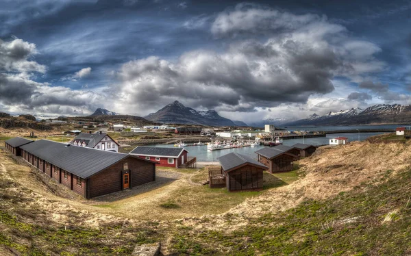 Grazioso Villaggio Pescatori Djupivogur Nell Islanda Orientale — Foto Stock