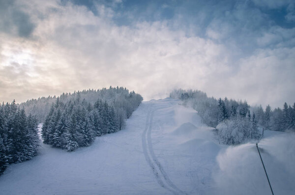 snow gun