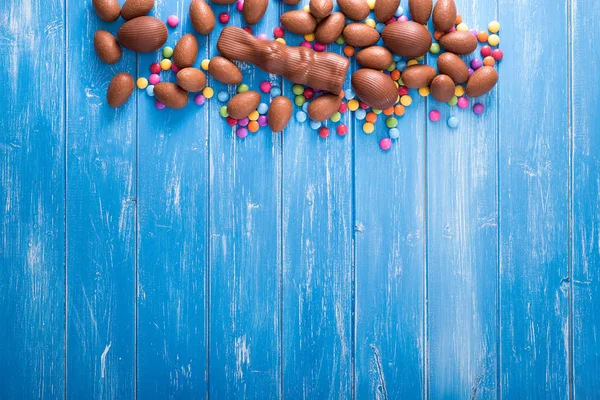 Easter background with chocolate — Stock Photo, Image