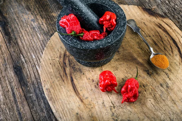 Çok acı biber Carolina Biçicisi