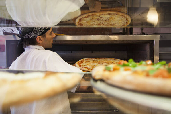 Pizza place operator in New York city