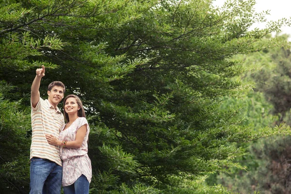 Teenager-Freunde verbringen Zeit miteinander — Stockfoto