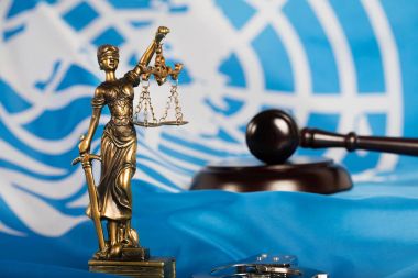 Antik Yunan Zeus'un - bir bayrağı United na Themis heykeli