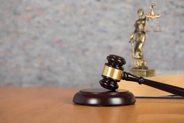 Hakimin tokmak. Portre