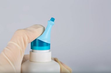 İzotonik deniz su Spreyleri, ergonomik püskürtme uçlarını. 