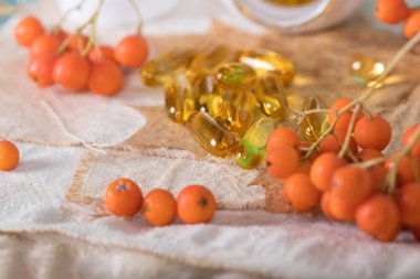 Rowan çilek yağı ile Softgels. 