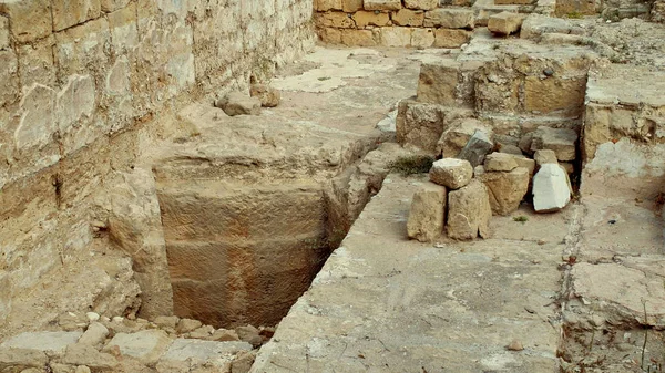 Zříceniny Zdí Staré Starobylé Stavbě Archeologické Vykopávky — Stock fotografie