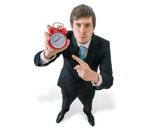 Концепция Deadline. Злой босс показывает часы. Изолированный на белом фоне — стоковое фото