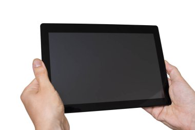 Adam tablet elinde tutar. Beyaz arka plan üzerinde izole.