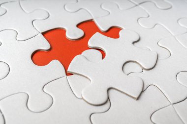 Beyaz boş bulmaca bir son parça eksik.