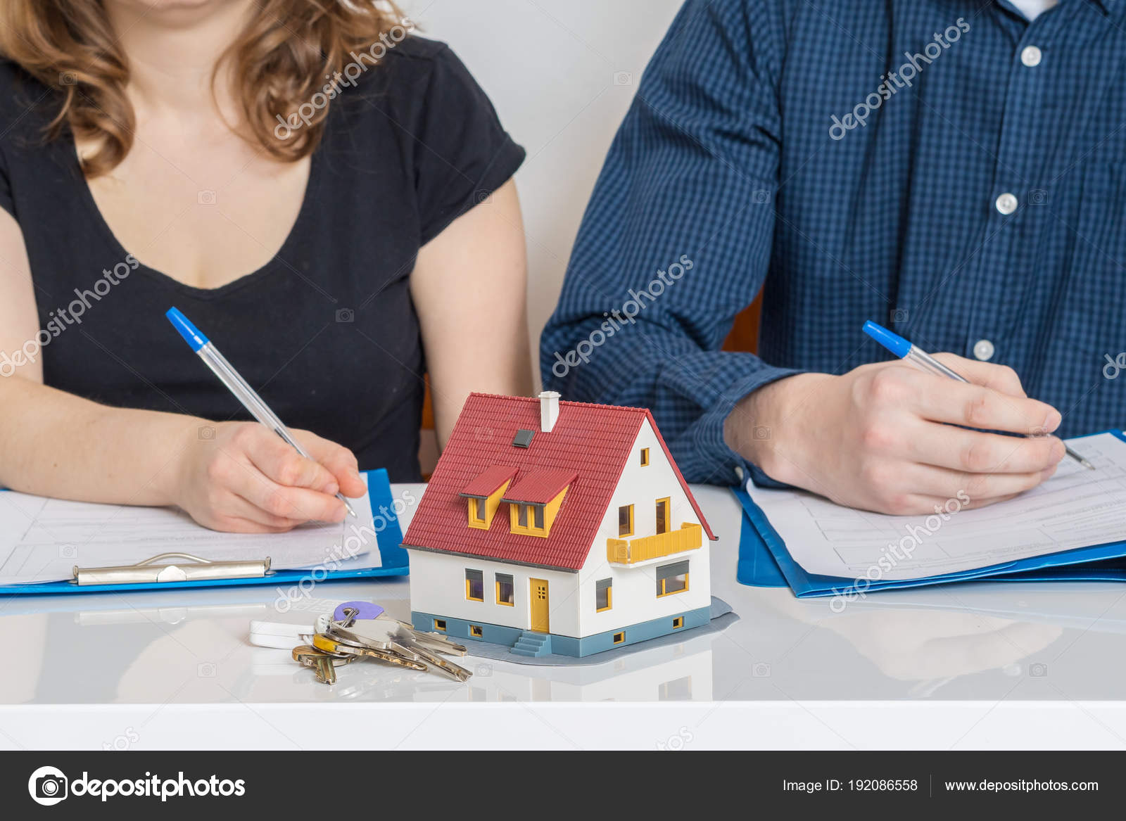 Принятие наследства картинки. Как продать долю в квартире. Наследство. Ипотека. Продать долю дома полученную в наследство.