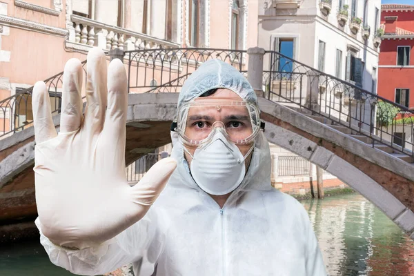 Arzt Anzügen Warnt Vor Coronavirus Infektion Venedig Italien — Stockfoto