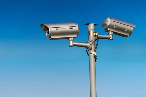 Videocamera Sicurezza Cctv Contro Cielo Blu — Foto Stock