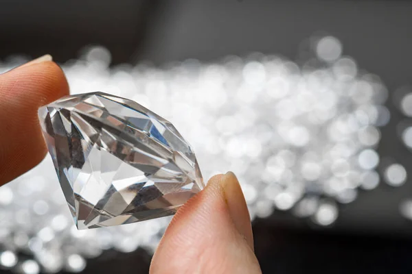 Hand Holding Brilliant Diamond Gem Black Background — Stock Photo, Image