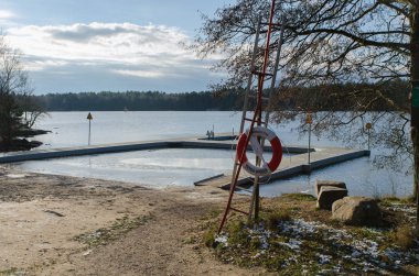 banyo koltuk att sisjon güzel bir küçük göl 