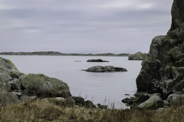 Costa sueca occidental una pequeña isla fuera de Gotemburgo —  Fotos de Stock