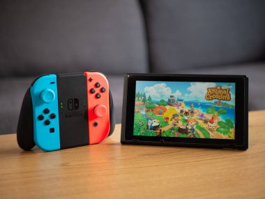 İngiltere, Mart 2020: Nintendo yeni ufuk çizgisini geçen hayvanlarla eğlence konsolunu değiştirme oyunu