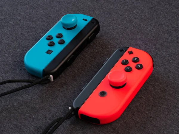 March 2020 Nintendo Switch Joy Con Controller Red Blue Neon — 스톡 사진