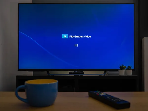 Großbritannien März 2020 Fernsehen Playstation Videoleinwand — Stockfoto