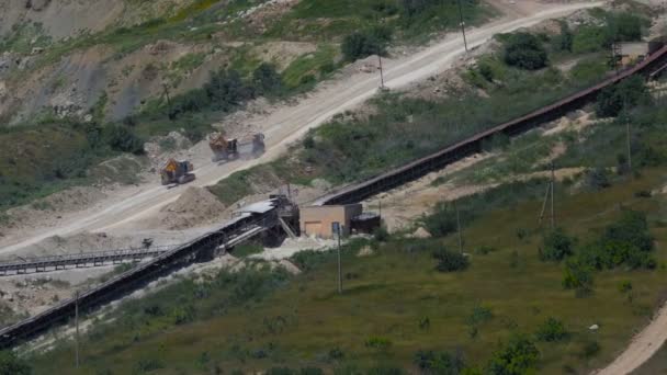 travaux dans la carrière 