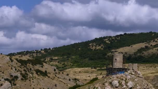 Wolken über der Festung — Stockvideo