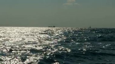 Deniz ufku gemilerde