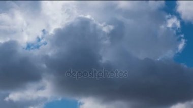 Yakın yüzen bulutlar