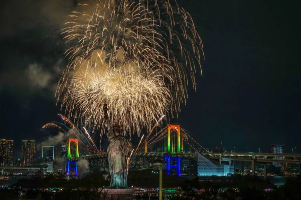 Tokyo Nattutsikt Och Fyrverkerier Odaiba Rainbow Fireworks 2019 — Stockfoto