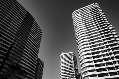 Yokohama Minato Mirai silueti (monokrom)
