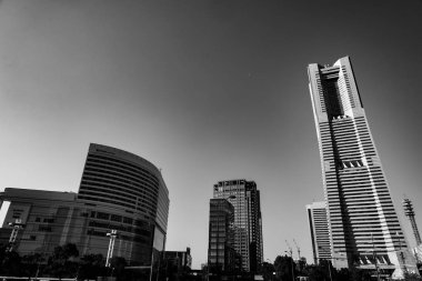 Yokohama Minato Mirai silueti (monokrom)