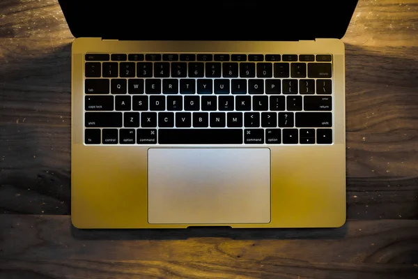 Obraz Klawiatury Stylowego Laptopa — Zdjęcie stockowe