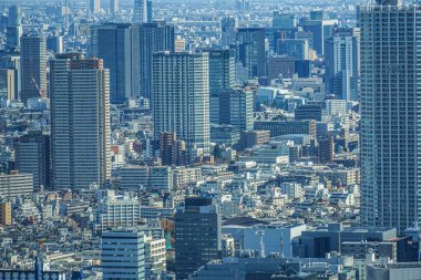 Tokyo Metropolitan Hükümet Binası 'nın gözlem güvertesinden Tokyo silueti görüldü
