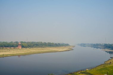 Hindistan, Agra Yamuna nehri ve nehir yatağı.