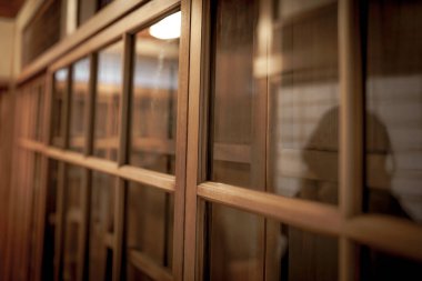 Japon tarzı tuhaf bir oda görüntüsü