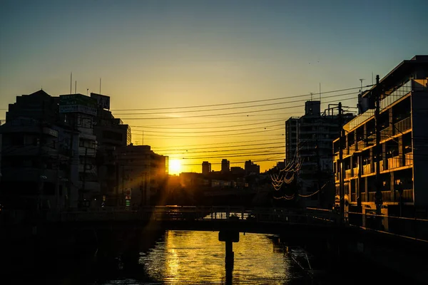 Yokohama Şehrinin Sokakları Günbatımı — Stok fotoğraf