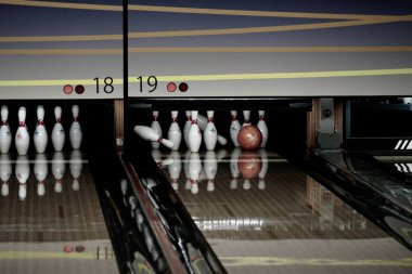Bowling maçı ve bovling sahası
