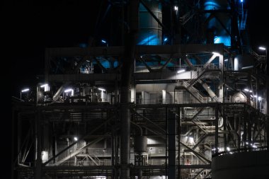 Kawasaki Keihin sanayi bölgesinin fabrika gece görüşü