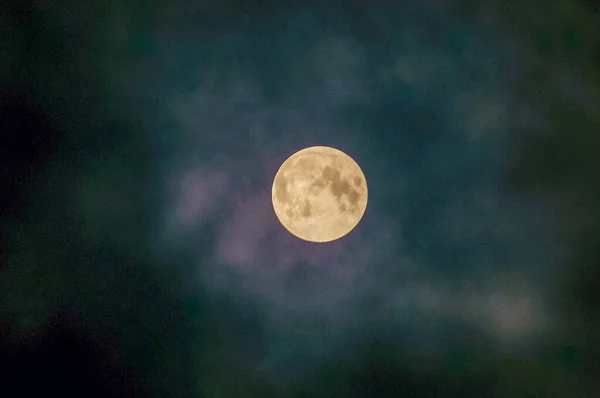Hermosa Luna Llena Imagen — Foto de Stock