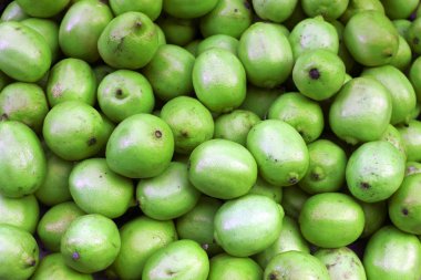 taze yeşil limes piyasada bir sürü