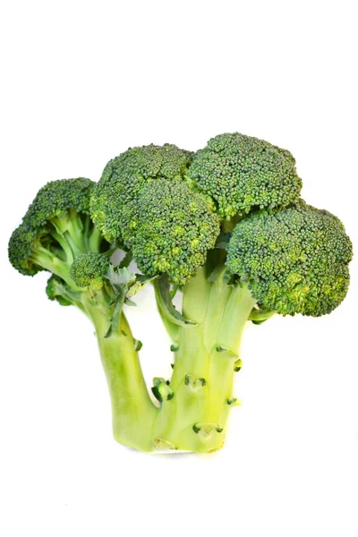 Zdravá brokolice syrové a čerstvé zelí izolovaných na bílém pozadí — Stock fotografie