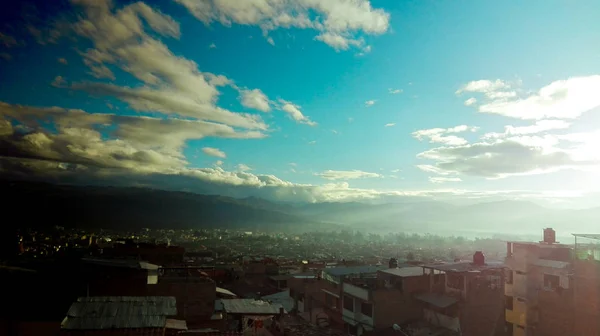 Sonnenaufgang Über Der Stadt Den Anden Von Peru Mit Einem — Stockfoto