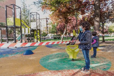 Palencia, İspanya 'daki çocuklar için tecrit, karantina veya hapisane sona erdi