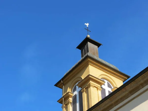 Torre da Igreja em Walferdange — Fotografia de Stock