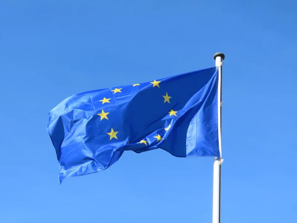 Gros plan sur le drapeau européen — Photo