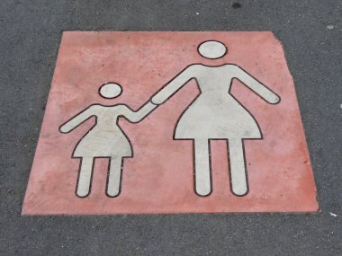 Anne ve çocuk parkı