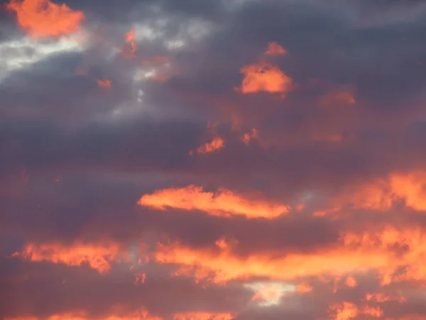 Dramático atardecer rojo — Foto de Stock