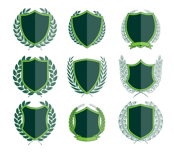 Coleção de coroa de louros de crachás verde luxo —  Vetores de Stock