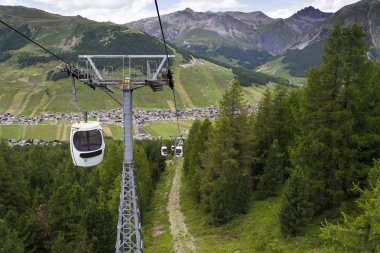 Livigno Alps mountains, Lombardy, İtalya için havadan görünümü