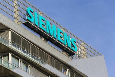 Siemens şirket logosu olarak 7 Kasım 2016 çek karargahı Prag, Çek Cumhuriyeti. 