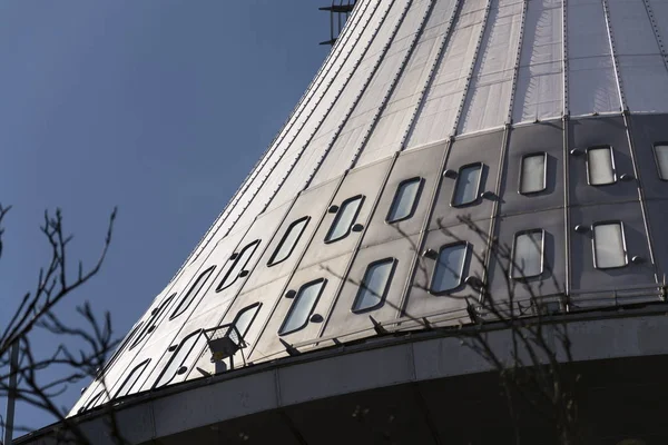 Detail van telecommunicatie zenders toren op Jested, Liberec, Tsjechië — Stockfoto